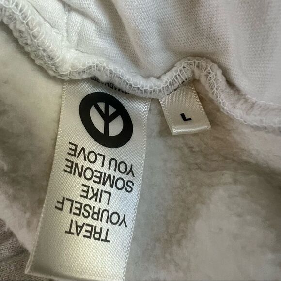 Madhappy Rare Lakers Fleece Unisex Sweat Shorts in Gray Large NEW - Picture 5 of 6